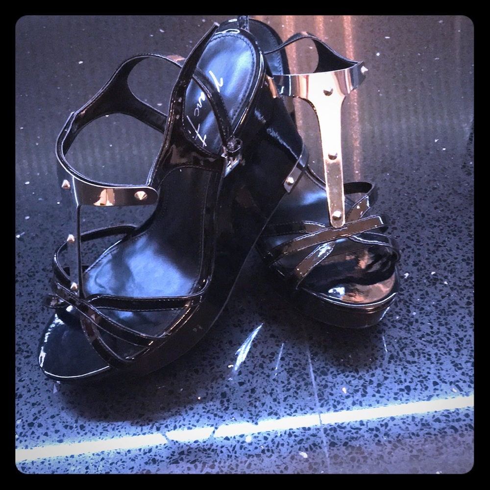 Marc Fisher Wedge Sandals